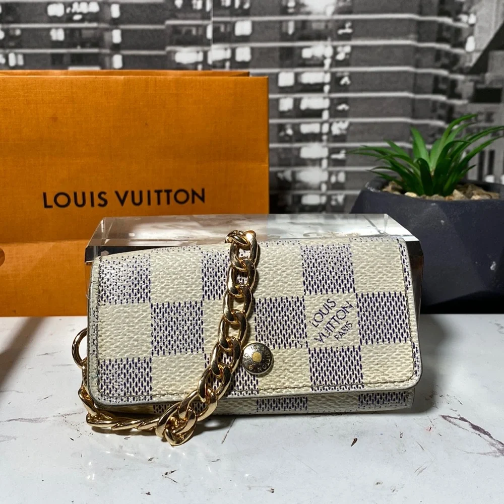 Authentic Louis Vuitton Damier Azur Key Case